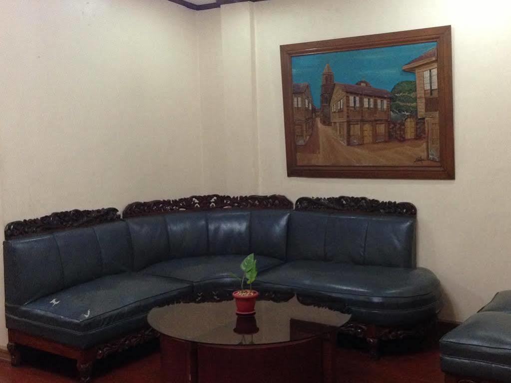 Хостел Reddoorz Near Old Tagbilaran Airport Екстер'єр фото